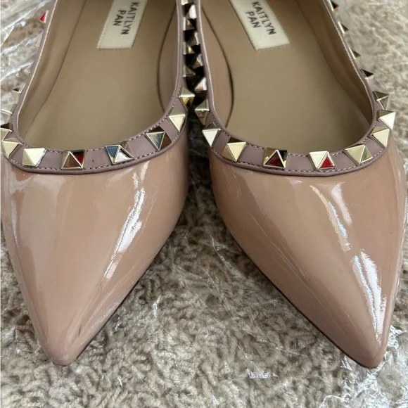 Kaitlyn Pan rockstud flats, poudre color, size 5.5 - Picture 3 of 8